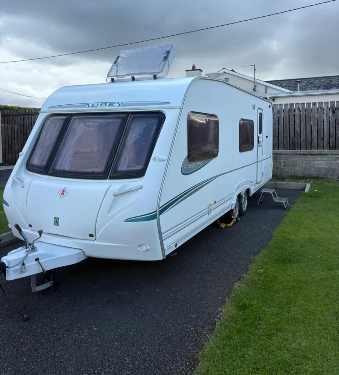 09 Abbey 6/7 berth with Awning - Image 2
