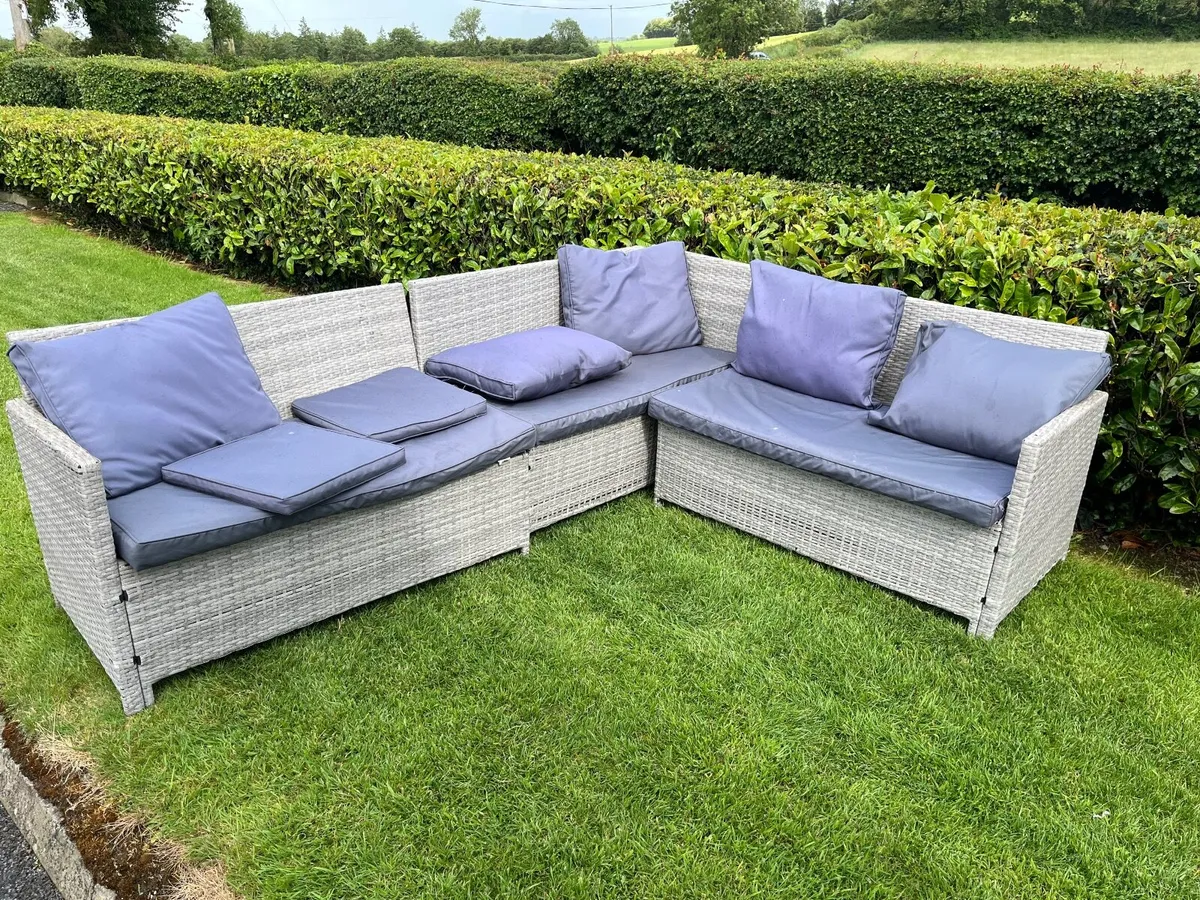 3 piece rattan patio set - Image 3