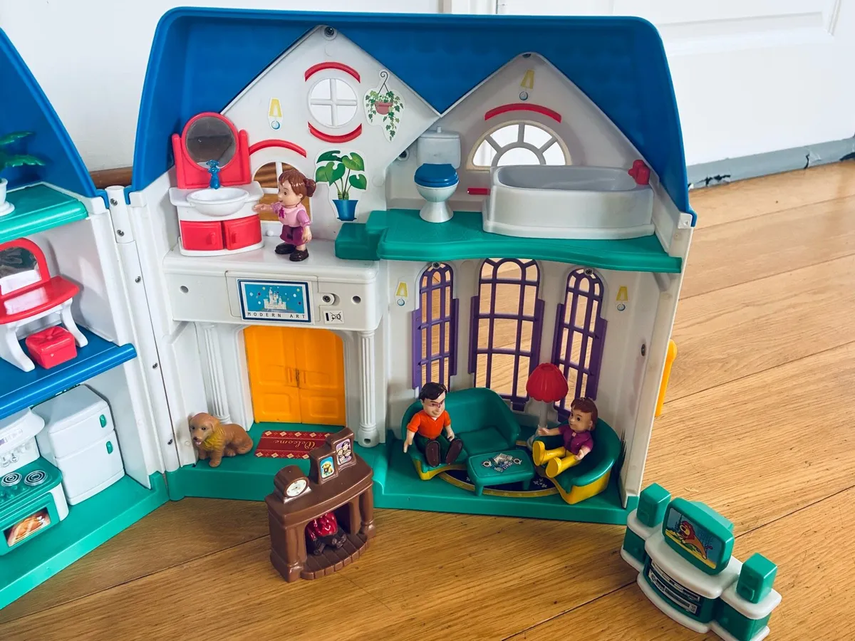 Dolls House - Image 3