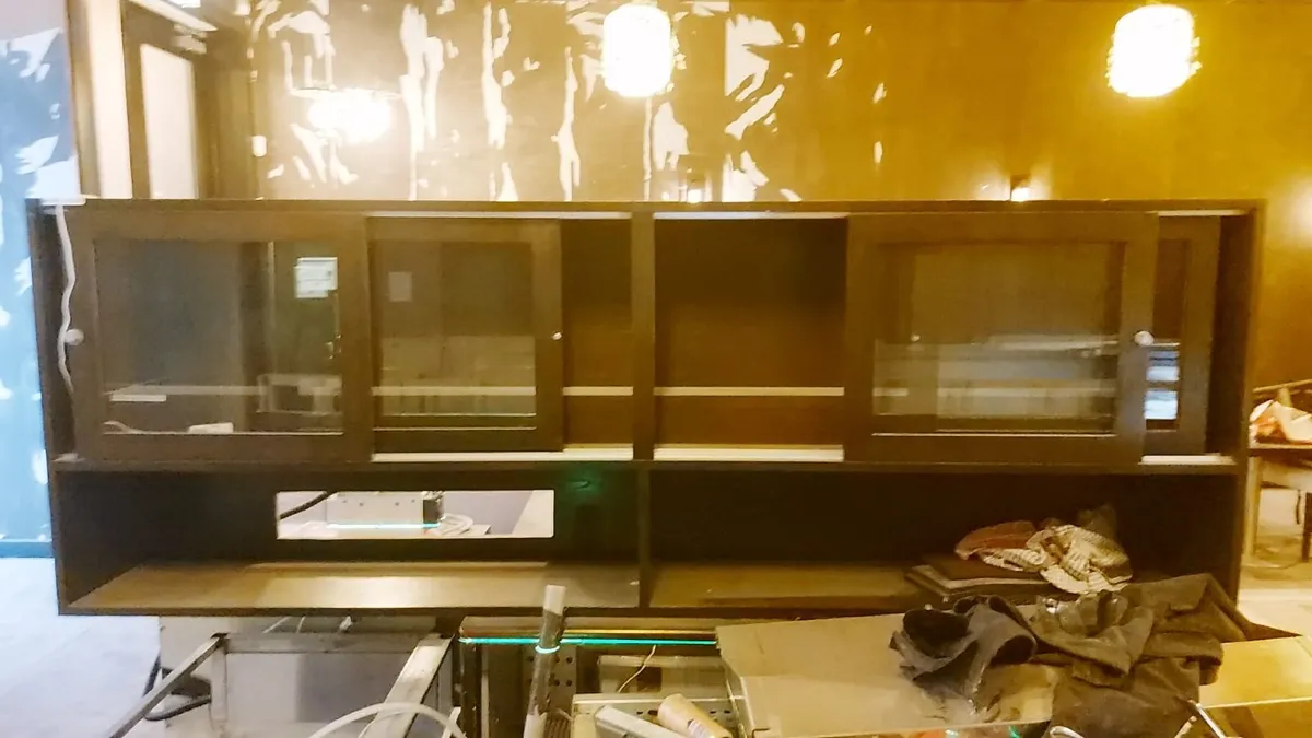 Restaurant/bar tables & Wall Cabinet - Image 4