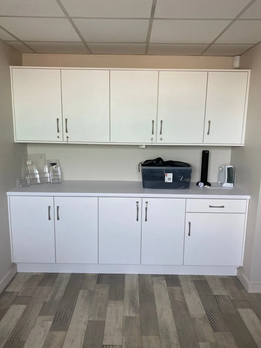 Kitchen units - Image 3