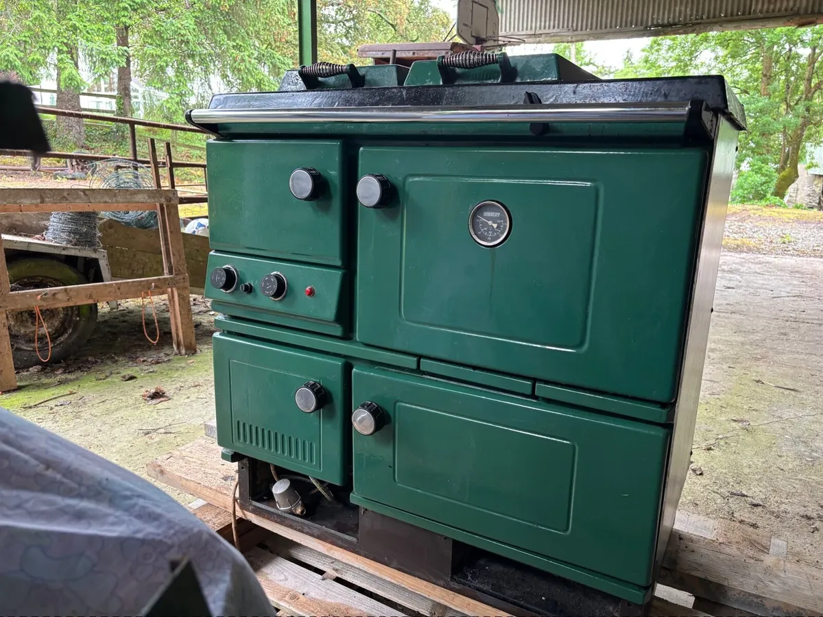 Stanley Super Star 80 oil cooker - Image 1