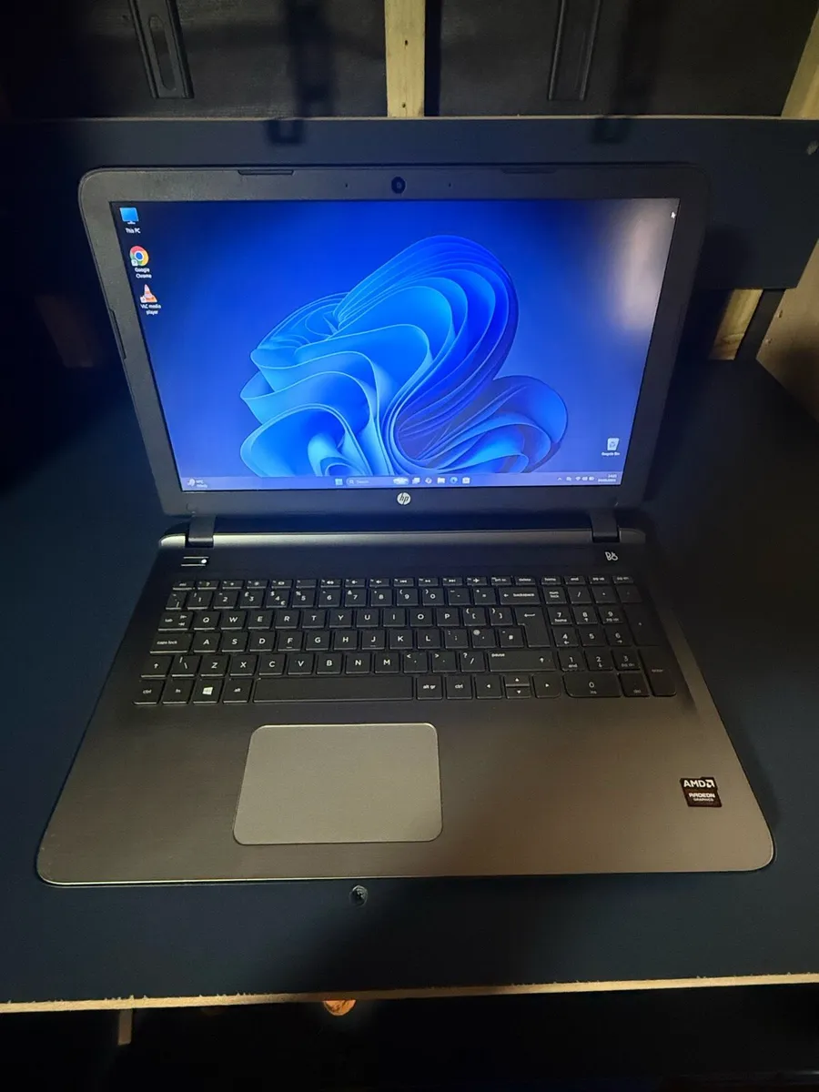 Laptop - Image 1