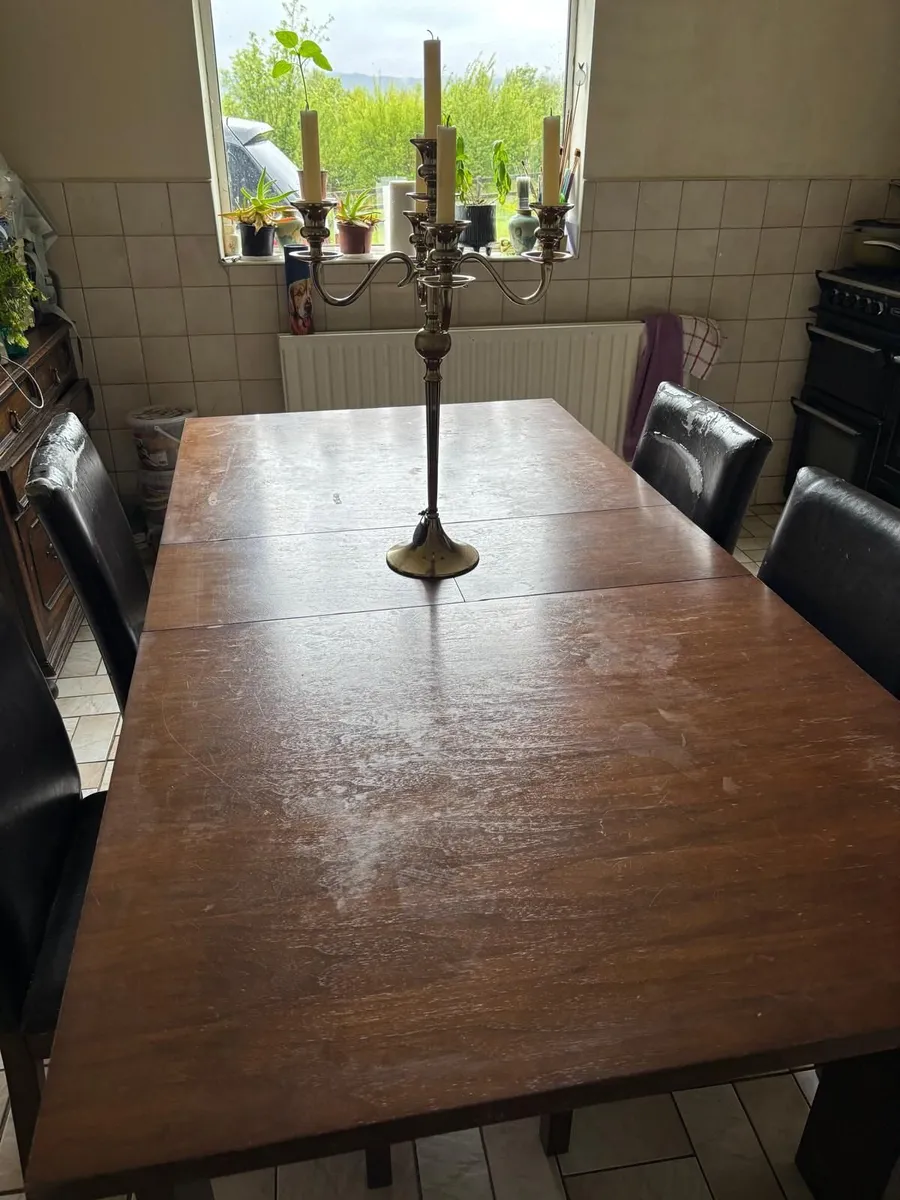kitchen table - Image 1