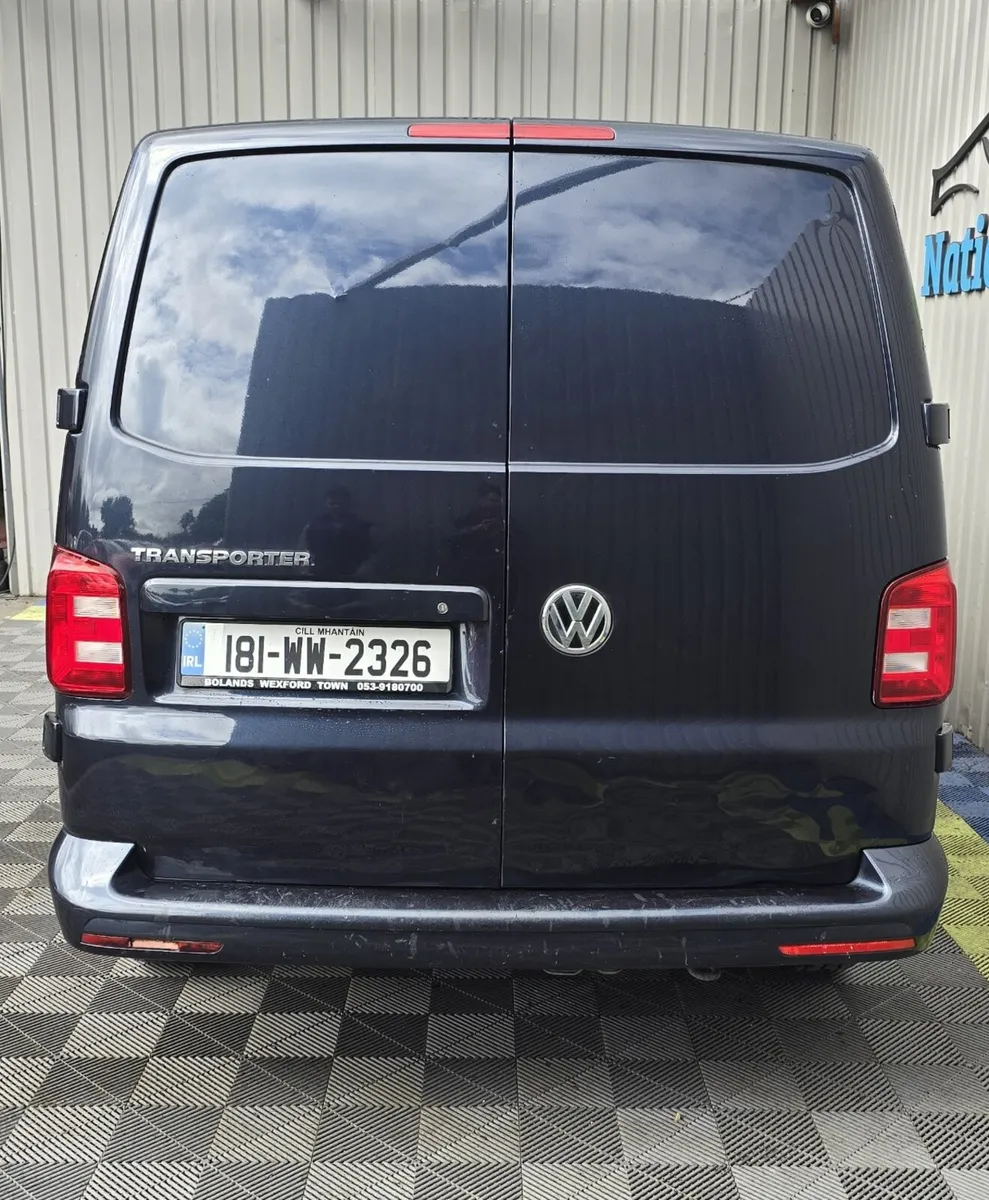 2018 Volkswagen Transporter 2.0D - Image 4