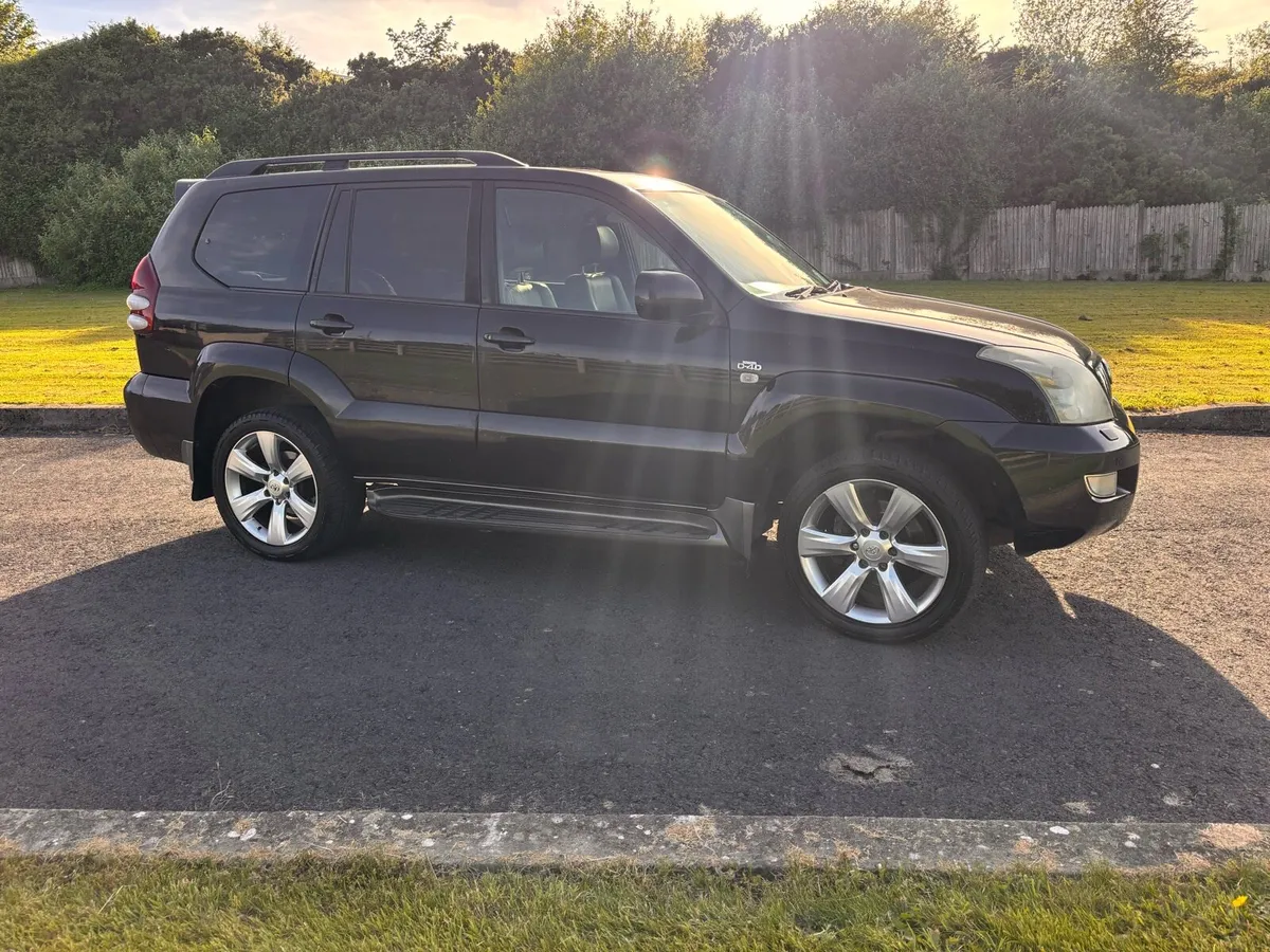 Toyota Landcruiser - Image 2