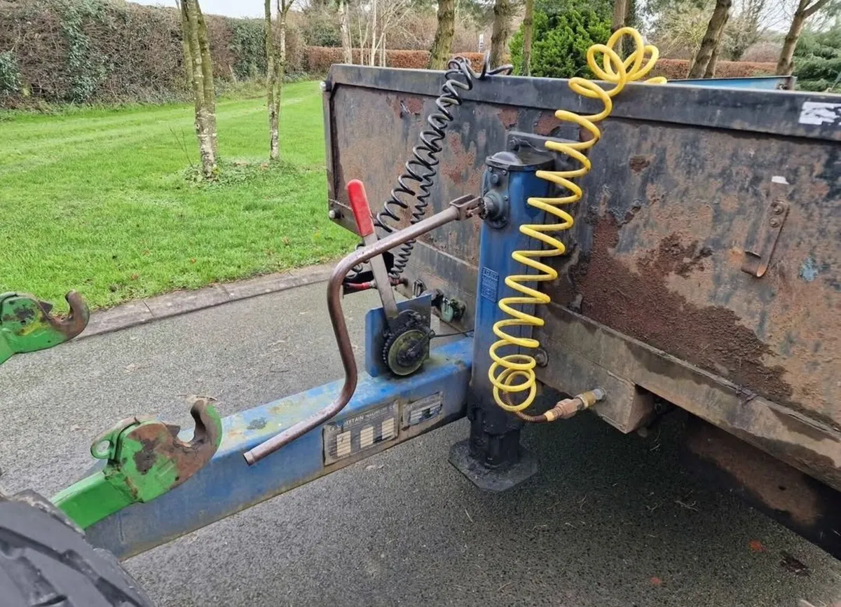 Chieftain midi low loader trailer HGV spec - Image 2