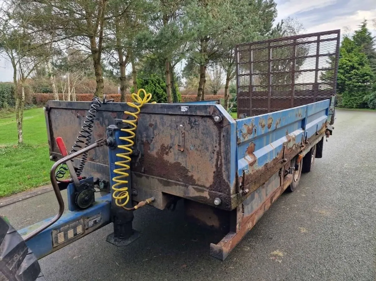 Chieftain midi low loader trailer HGV spec - Image 4