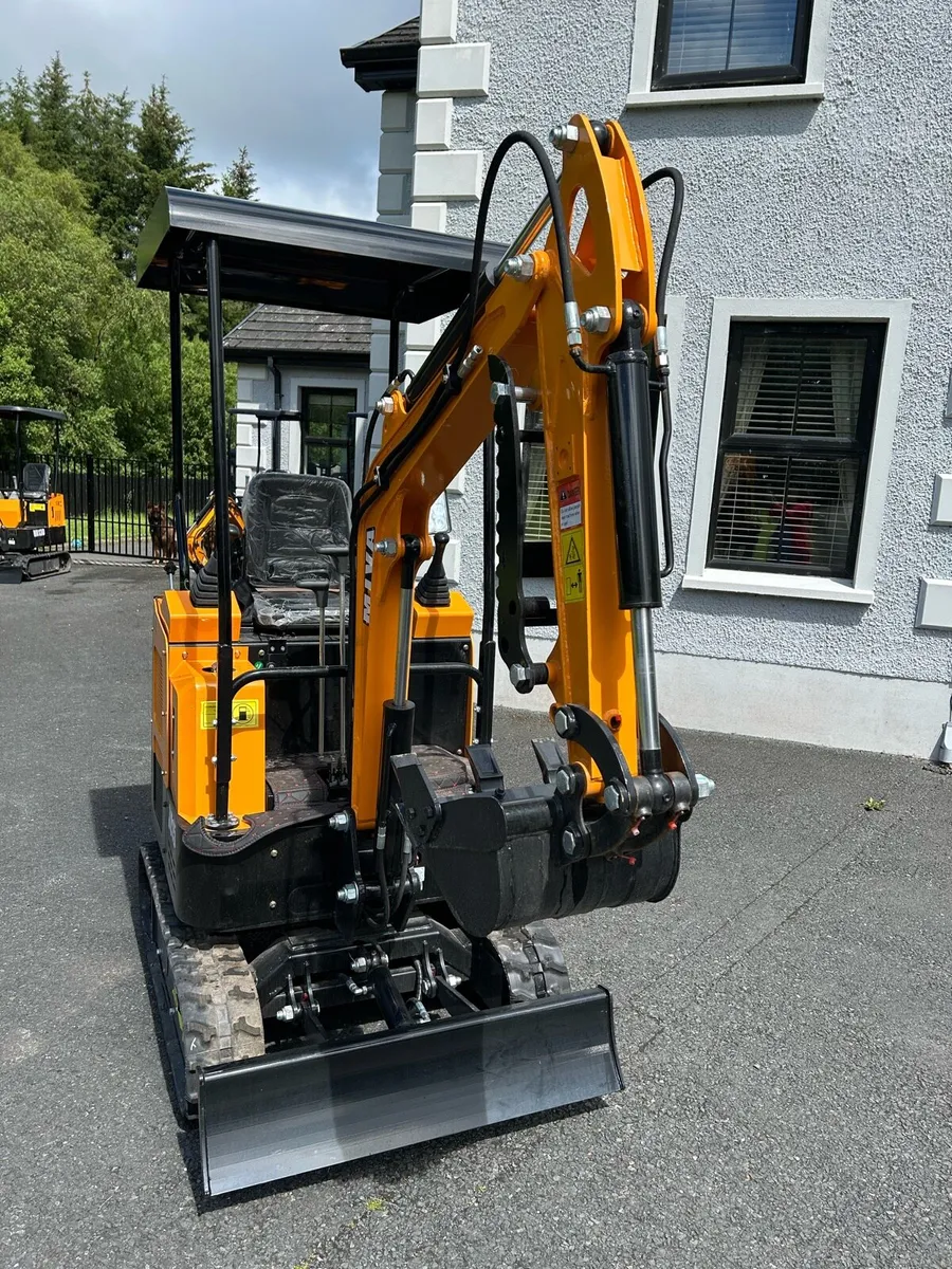 NEW MIVA VA15 Mini Digger - Image 2