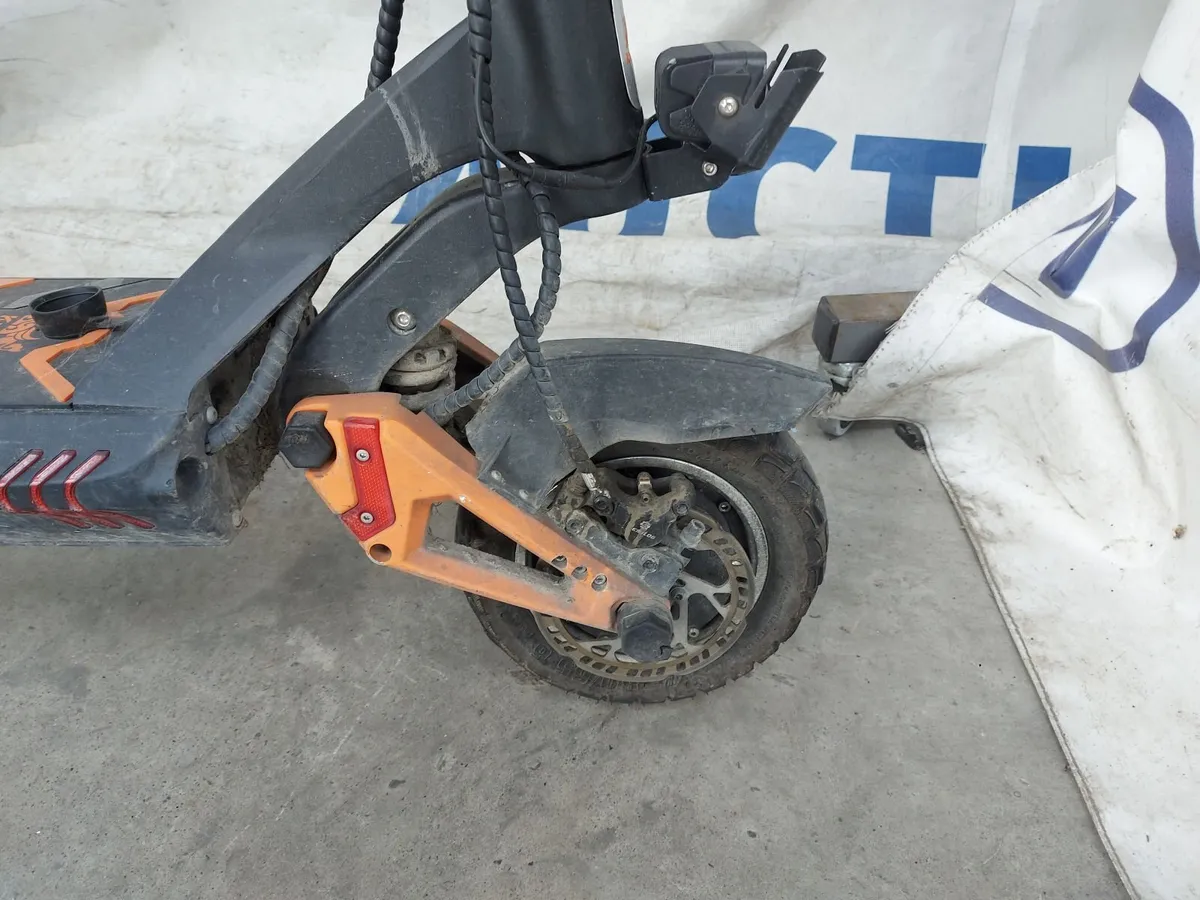 Online Push Bikes & Scooter Auction - Image 1