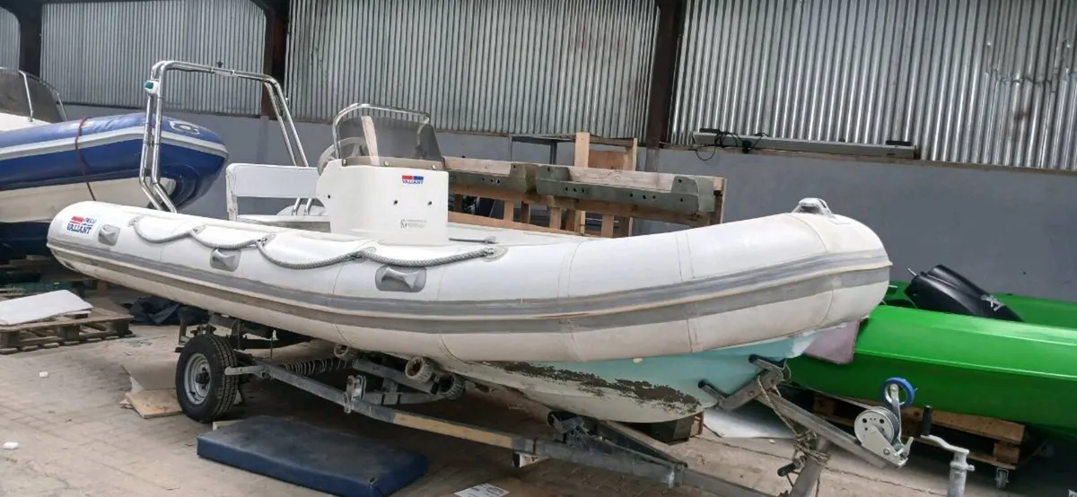 Valiant 520 Rib - Image 3