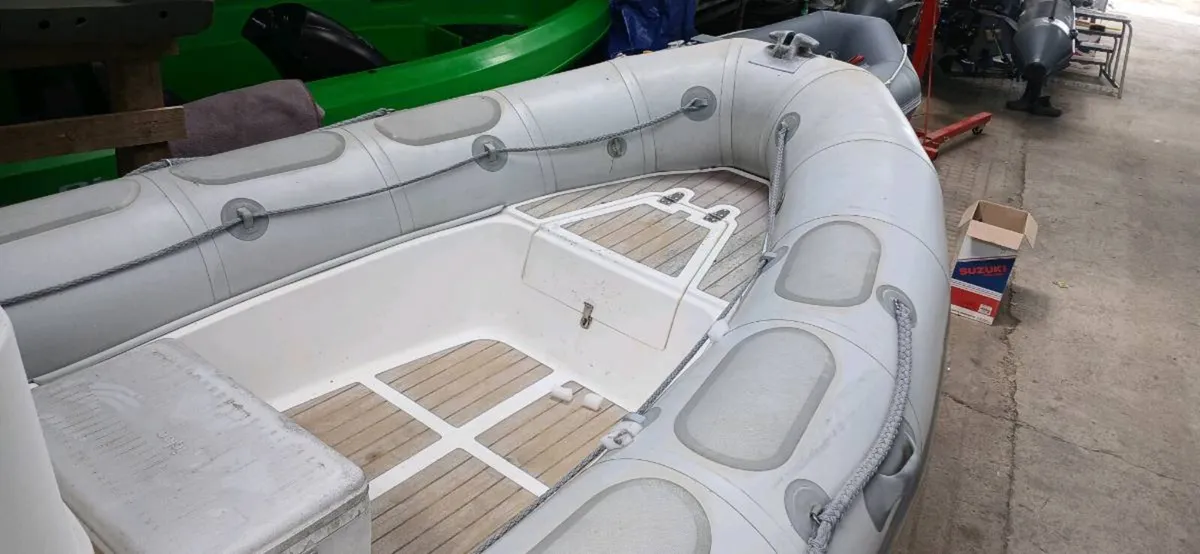 Valiant 520 Rib - Image 4