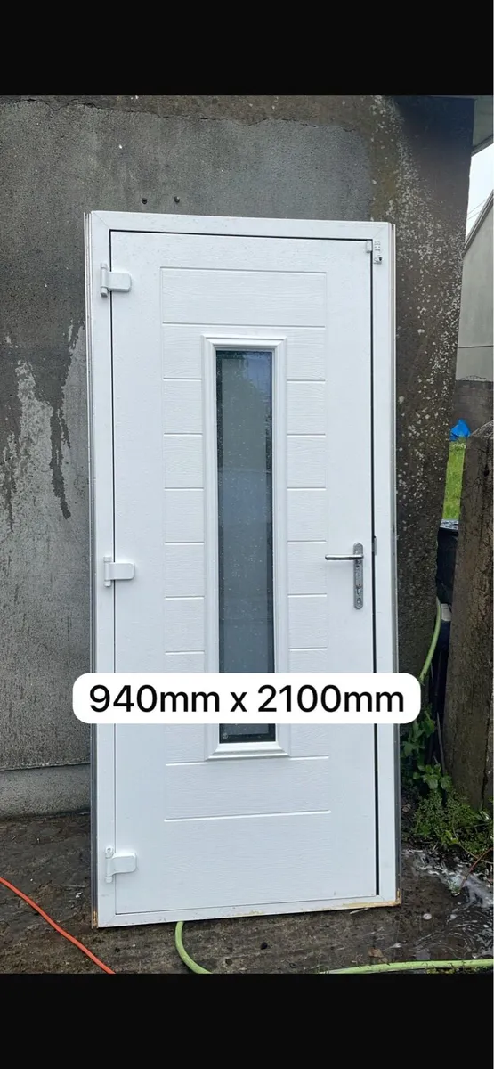 COMPOSITE  DOOR LIKE NEW - Image 2