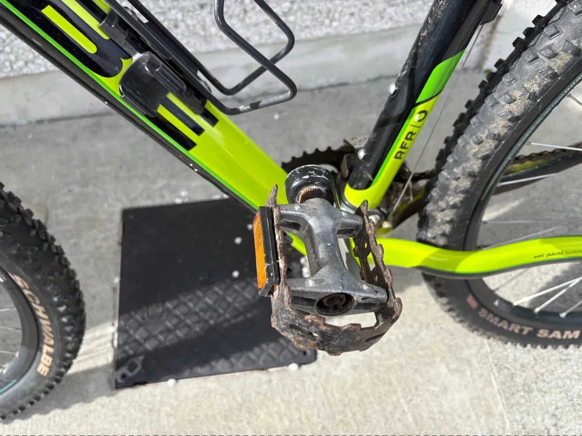 Mountain bike - Image 2