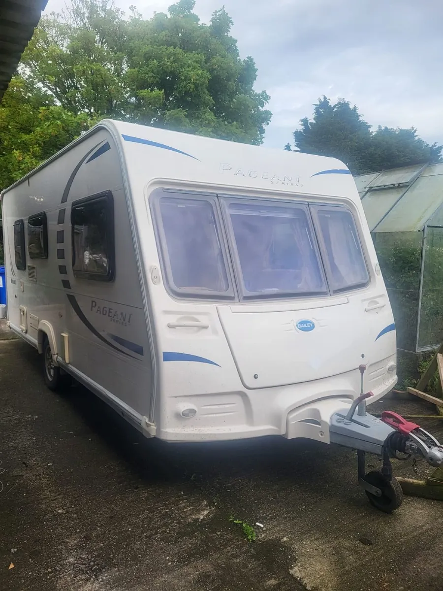 2010  Bailey Caravan - Image 2