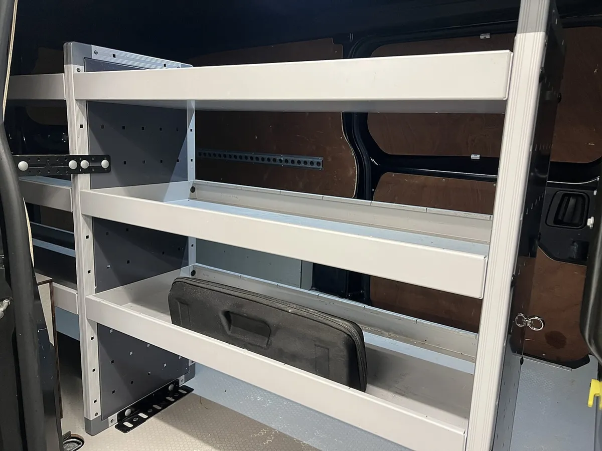 2019 Peugeot Expert Panel Van - Image 4