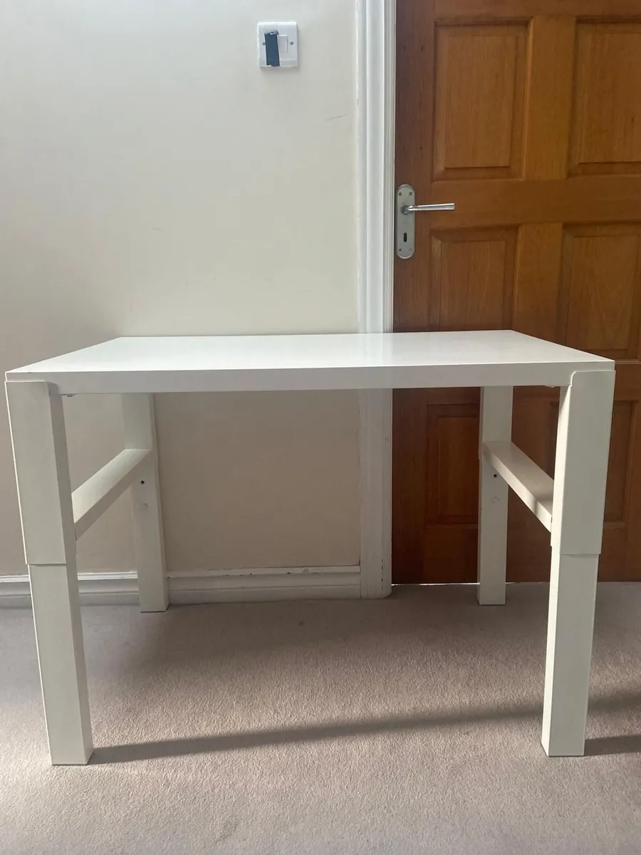 Desk - Image 1