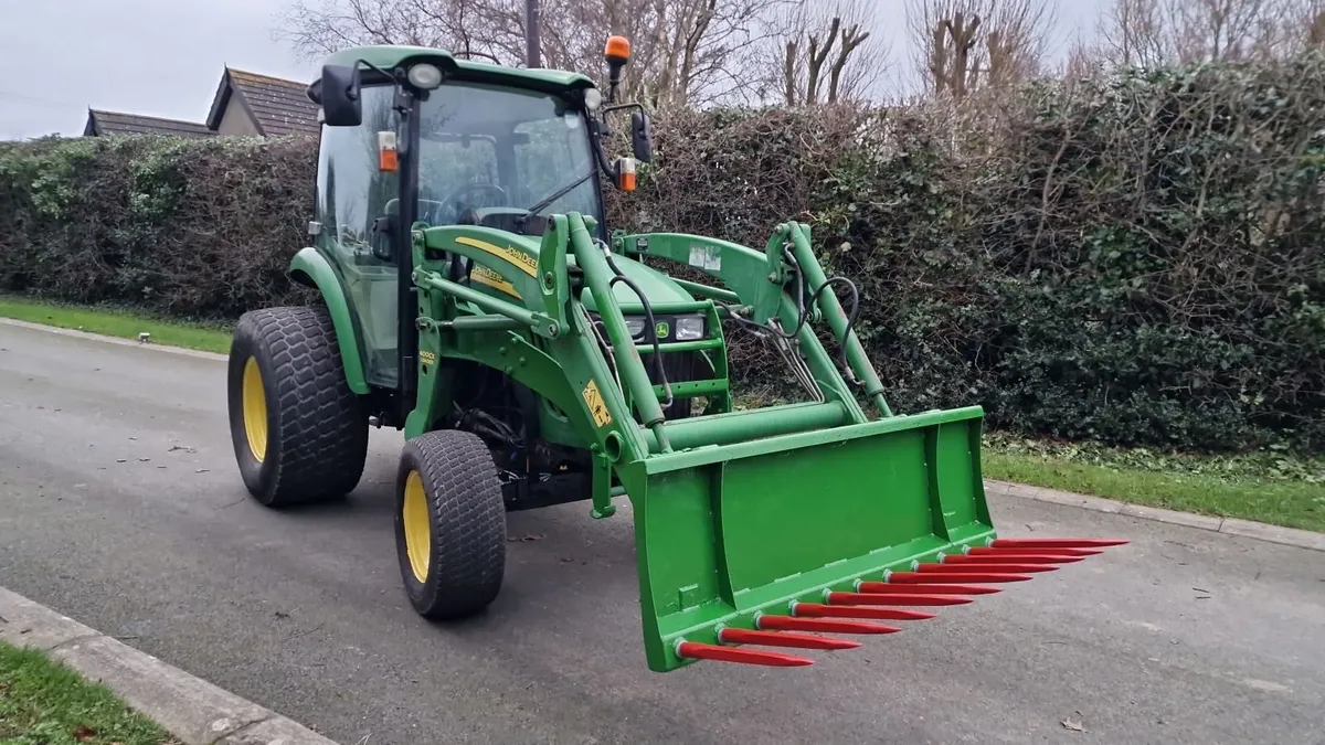 John Deere 50hp Compact Tractor - Image 4