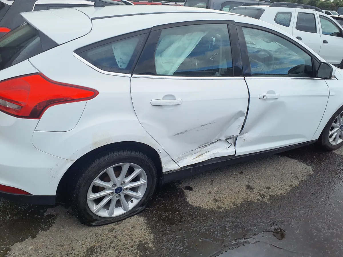 Ford Focus Titanium  1.5L 120ps 2018 - Image 3