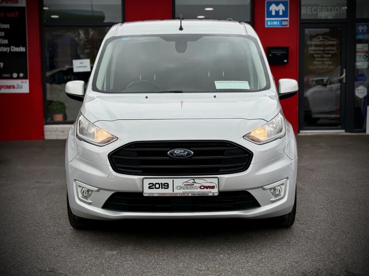 Ford Transit Connect 200 LIMITED TDCI // HIGH SPEC - Image 2