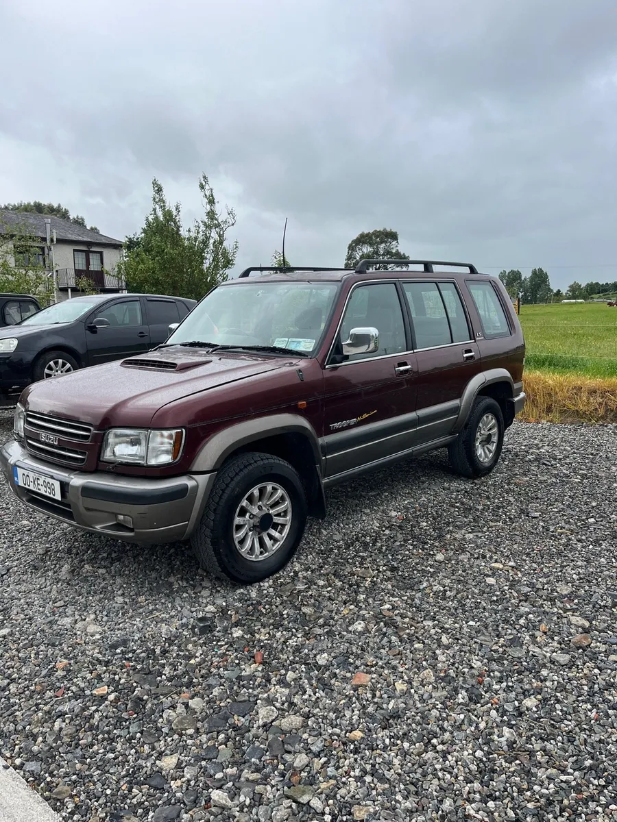 Isuzu trooper - Image 1