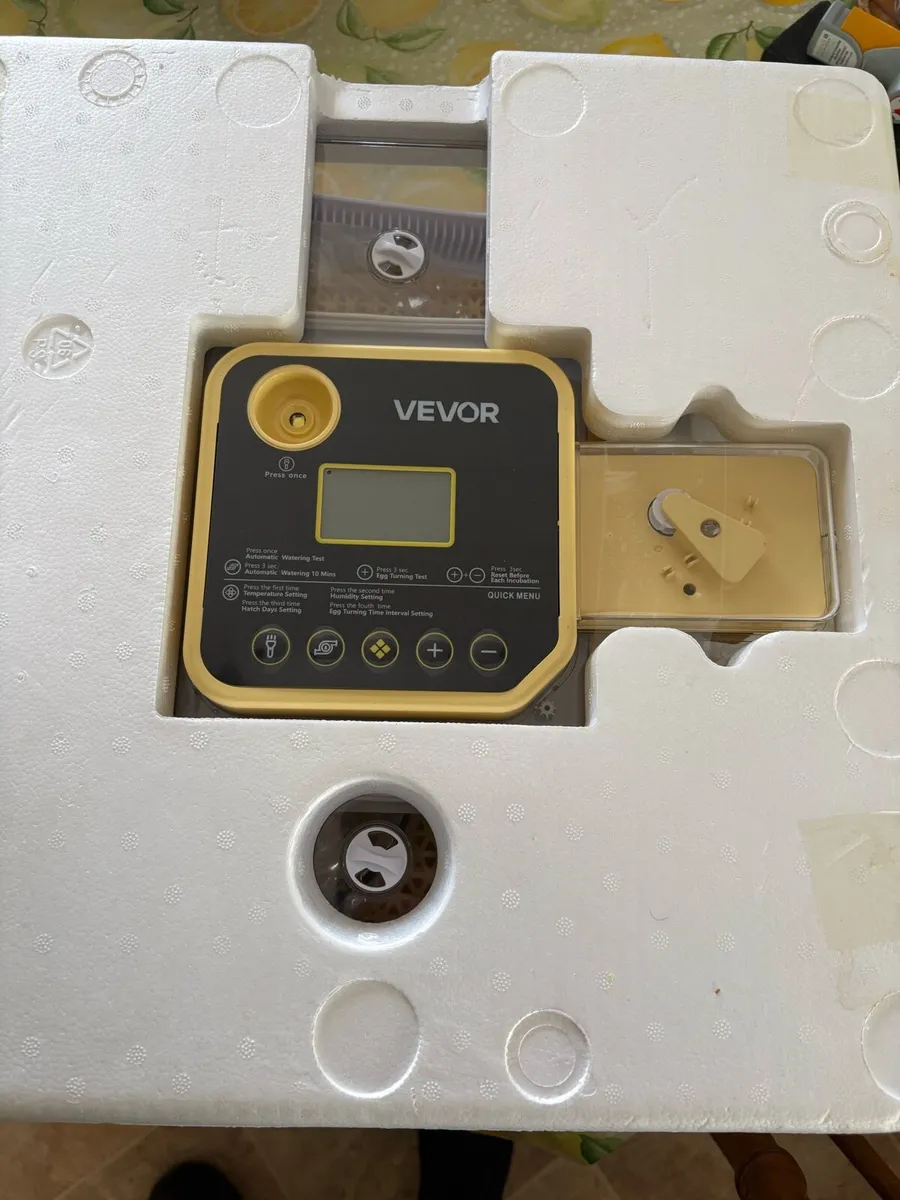 • Egg Incubator • - Image 1