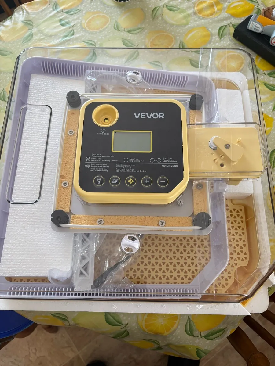 • Egg Incubator • - Image 2