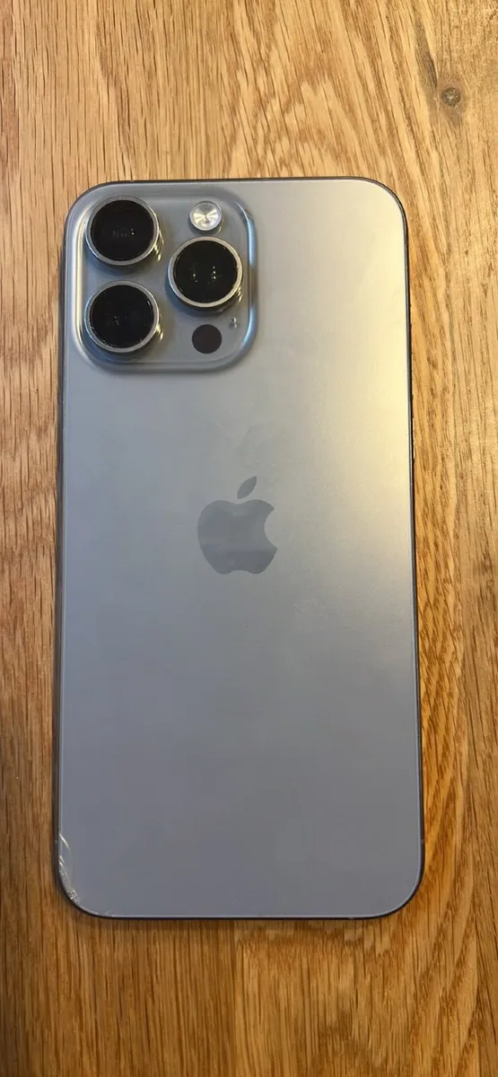 iPhone 15 Pro Max - Image 1