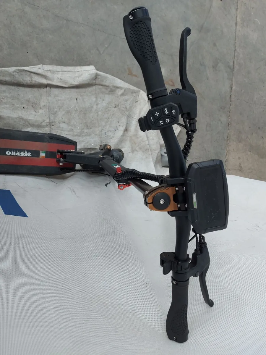 Online Push Bikes & Scooters Auction - Image 1