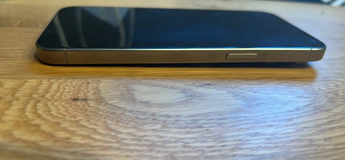 iPhone 15 Pro Max - Image 3