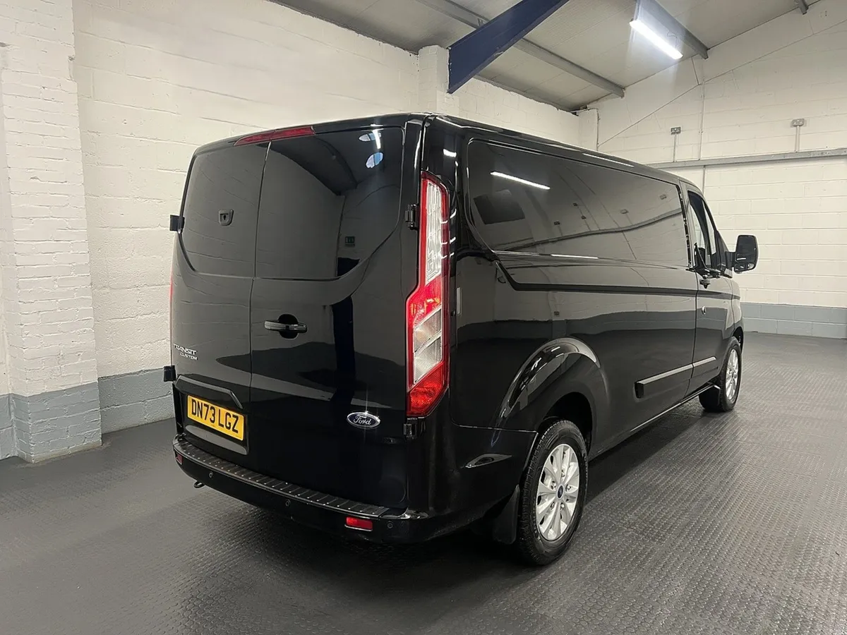 2023 Ford Transit Custom Panel Van - Image 4