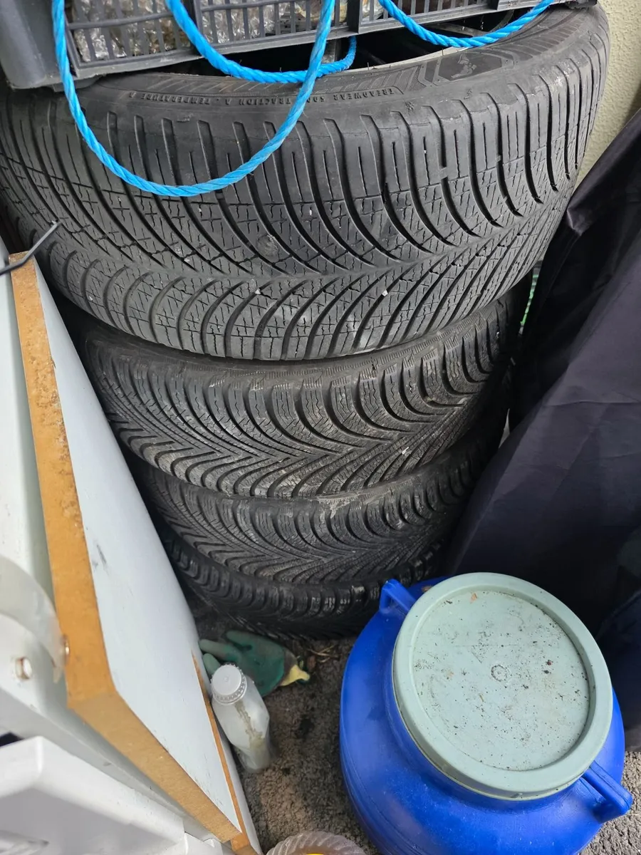 Original VW winter Michelin alloy wheels x4 - Image 2