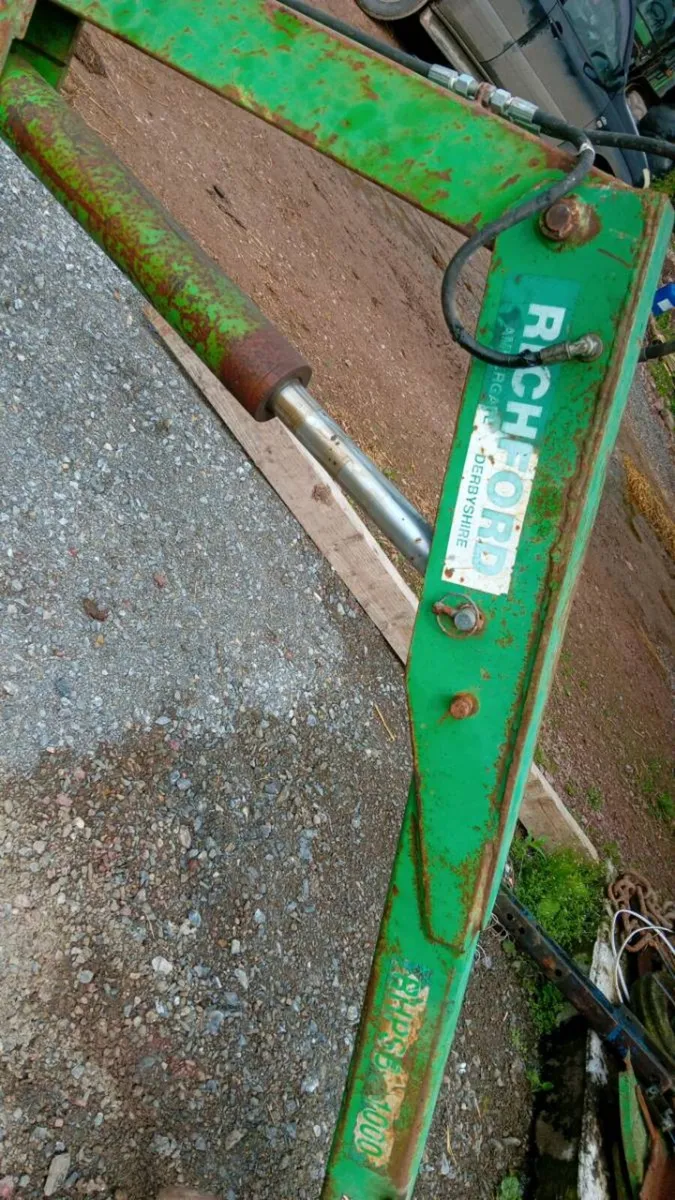 Richford 1 tonne Fertiliser Hoist - Image 3