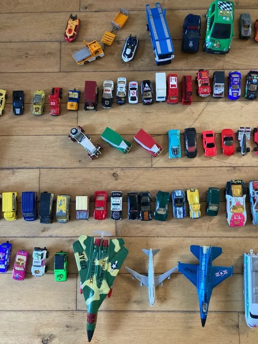 Toy Cars - Image 4