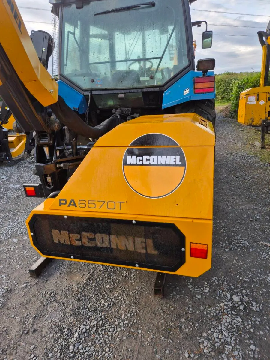 Mcconnel PA6570T Hedgecutter - Image 1
