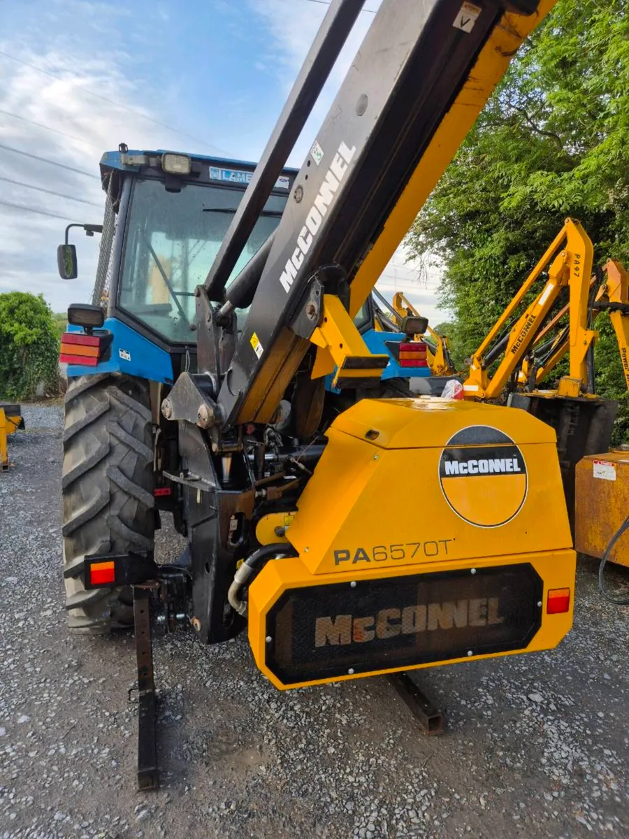 Mcconnel PA6570T Hedgecutter - Image 2