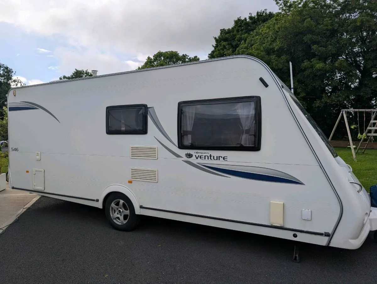 Caravan 6 berth - Compass Venture 546 - Image 2