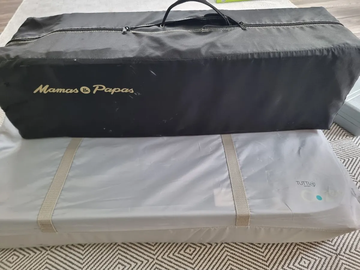 Travel cots - Image 2