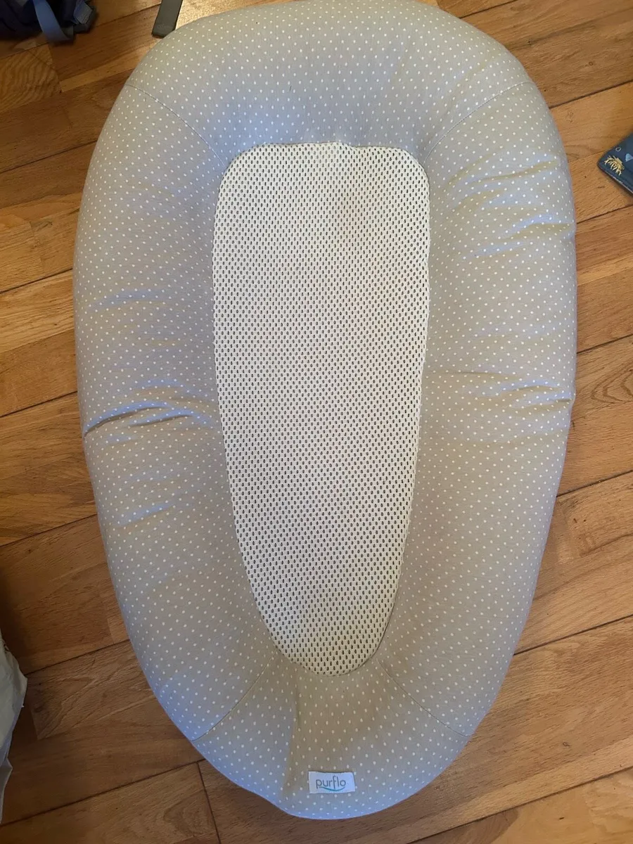 Purflo baby nest - free to good home