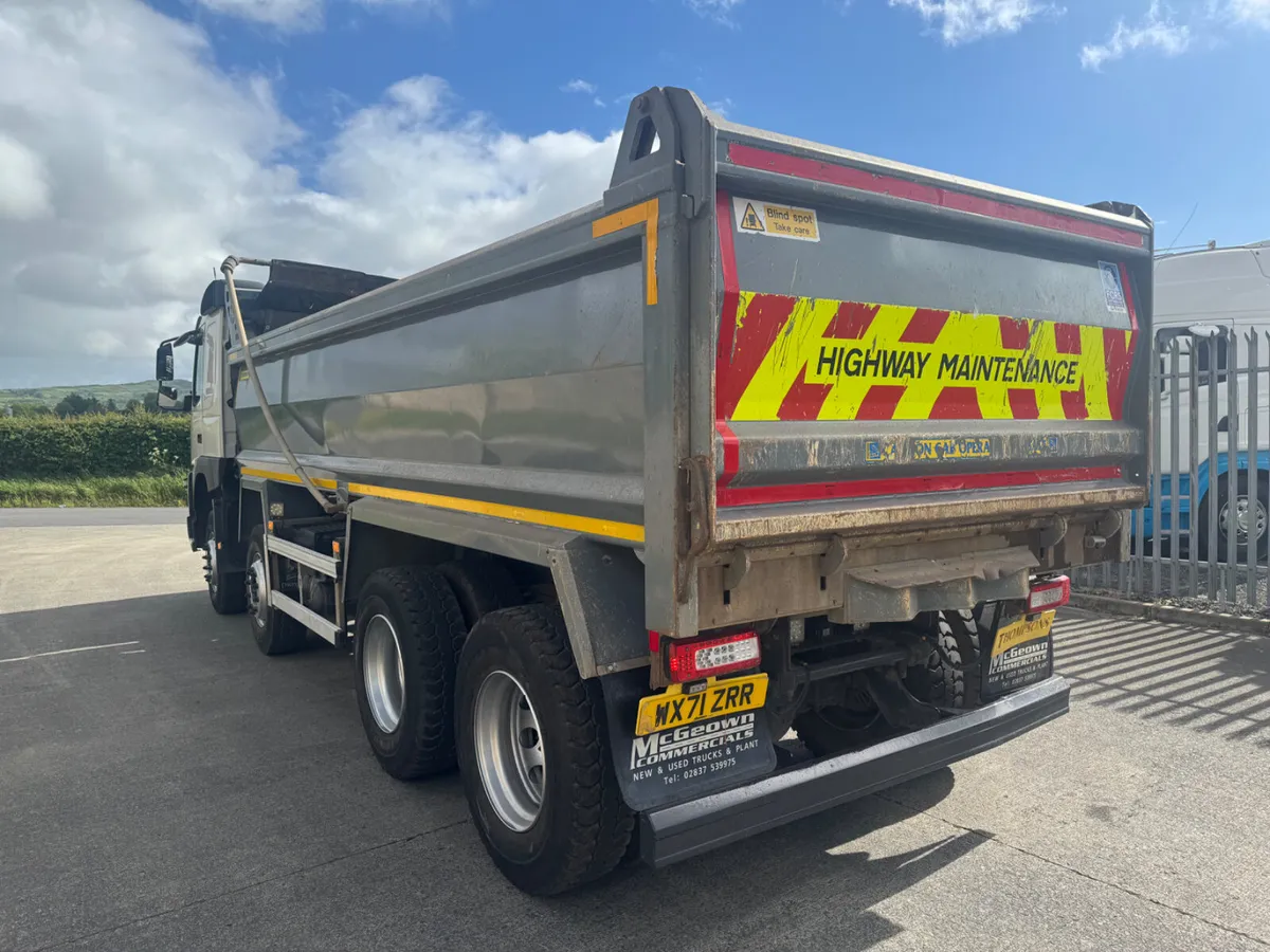 2022 Volvo FMX 420 8x4 Tipper - Image 4