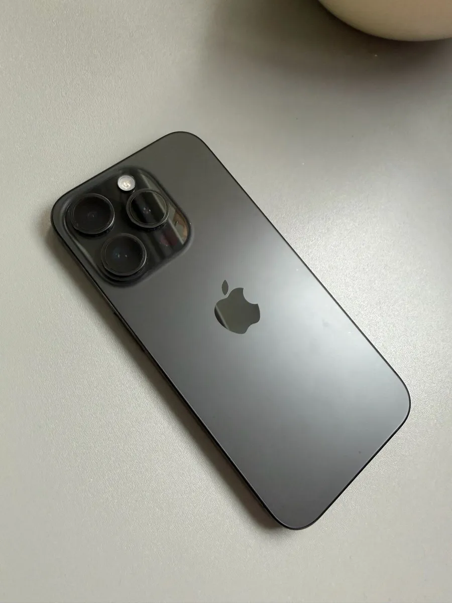 iPhone 15 pro - Image 1