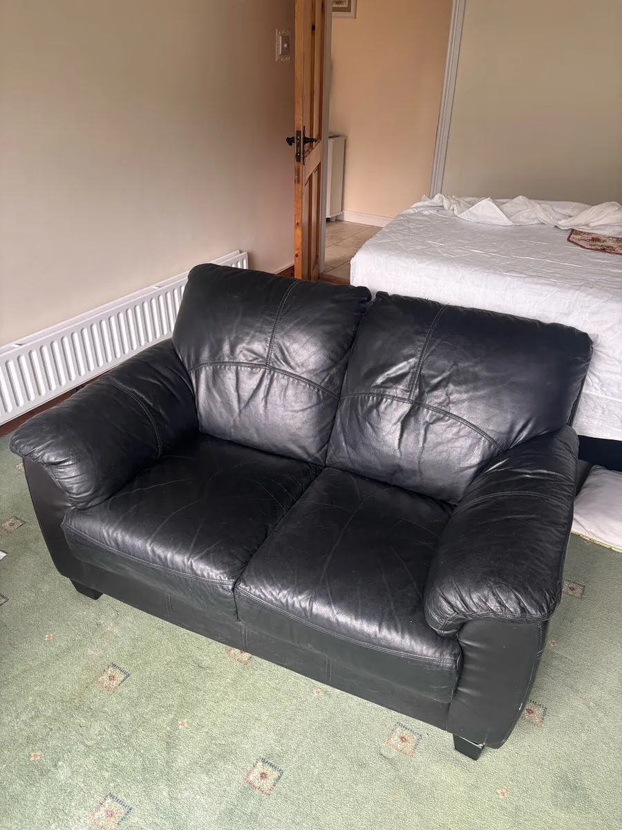 3 seater and 2 seater leatherette couch - Image 1