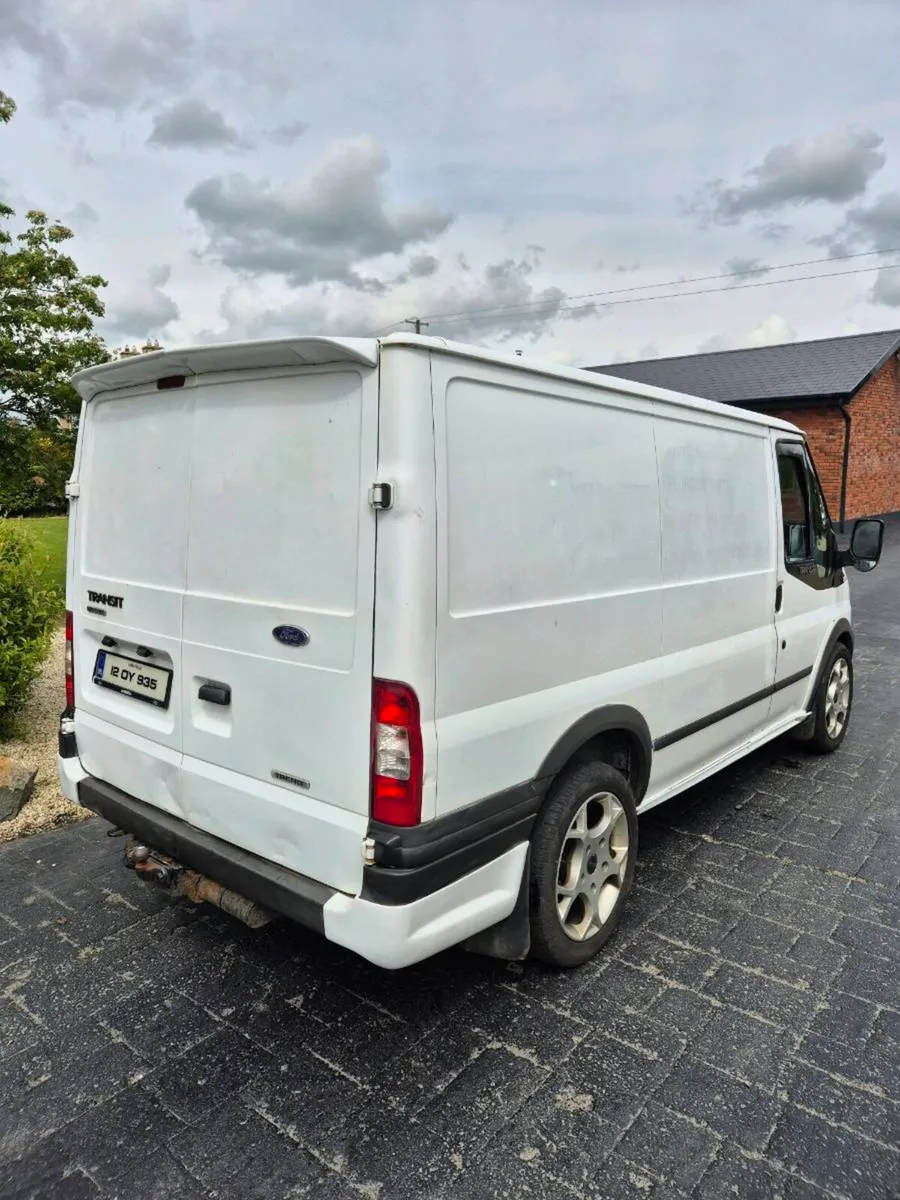 Ford Transit Trend - Image 4
