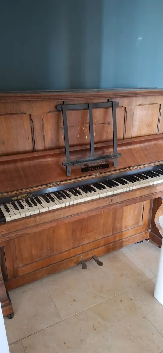 Murdock London piano - Image 3