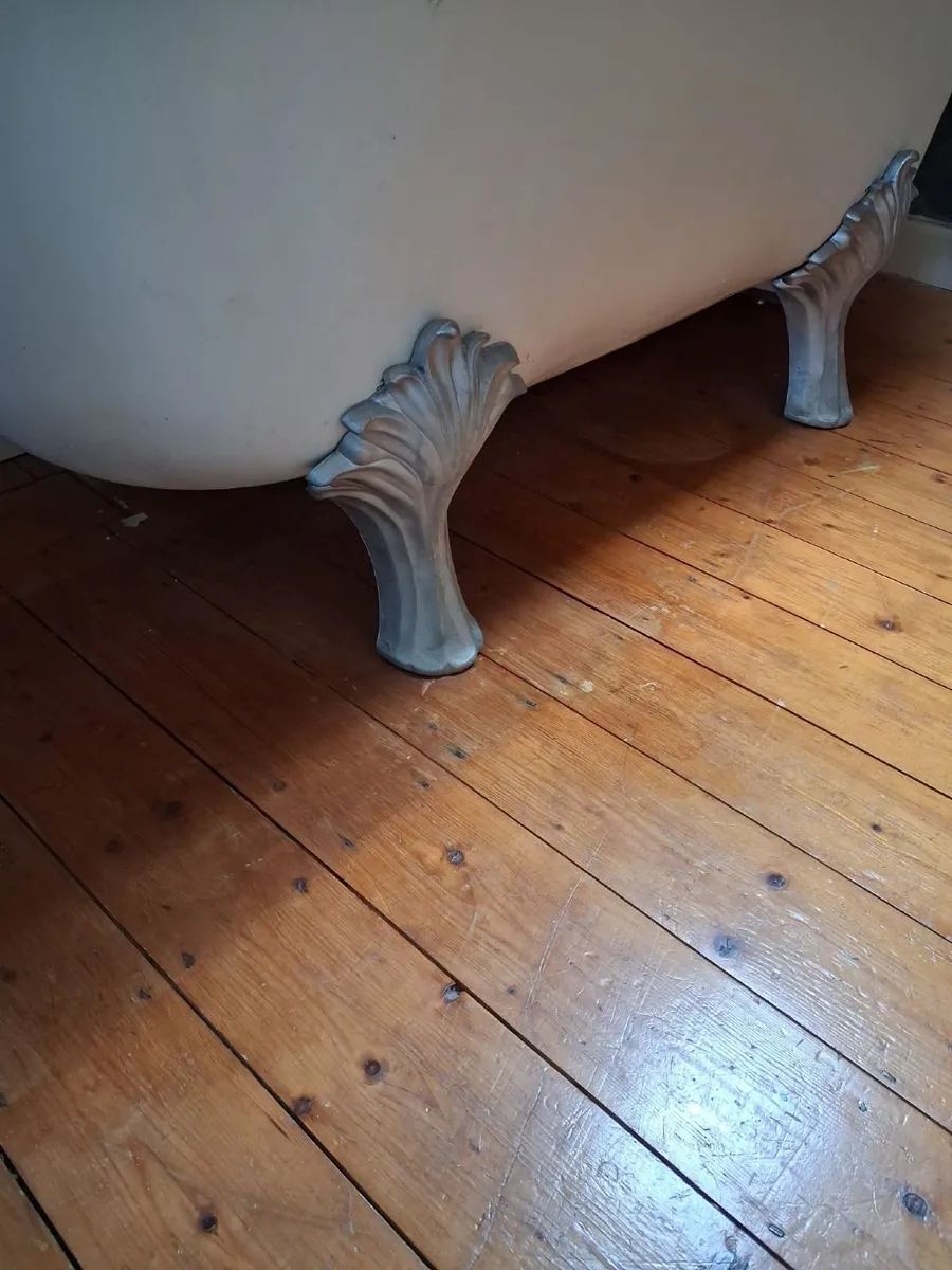 Bathtub - Image 3