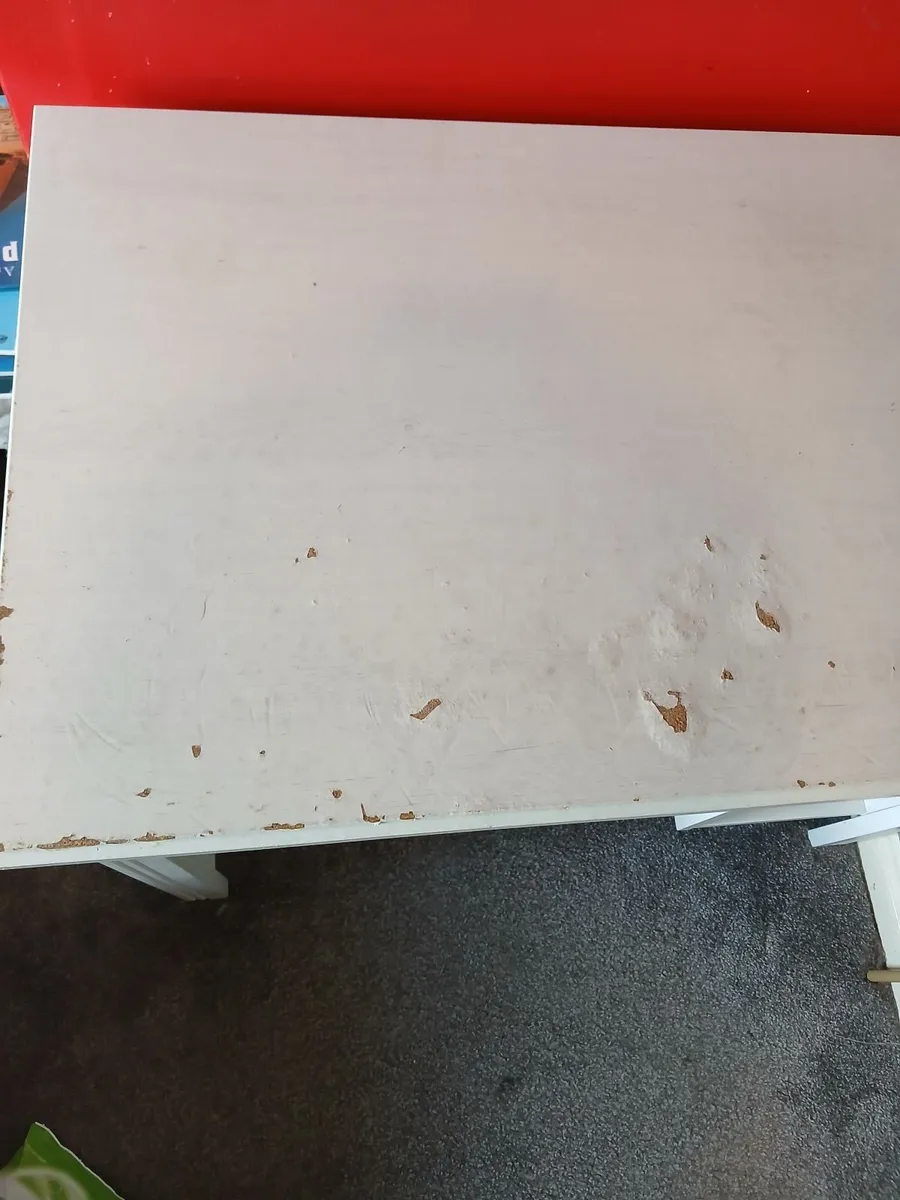 Desk - Image 3