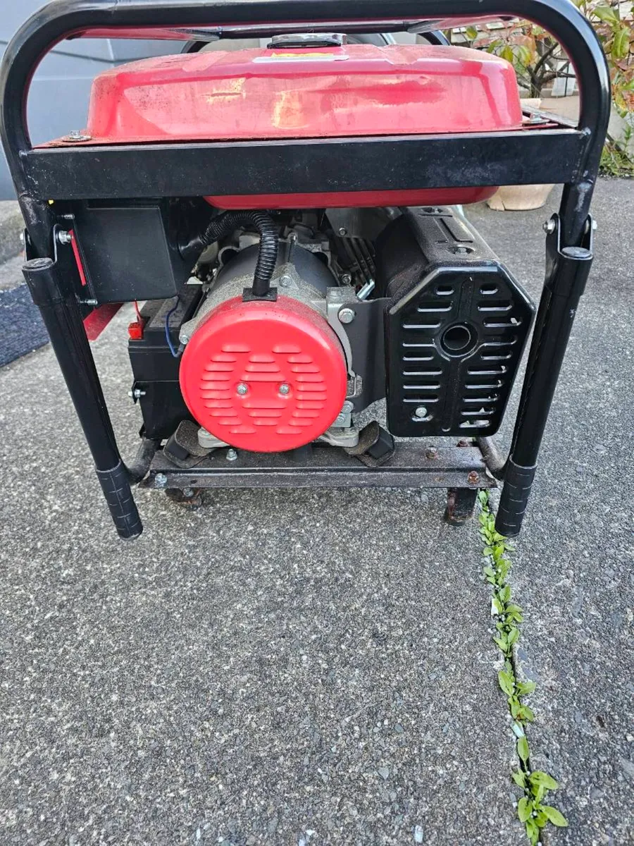 Pacini 6.5kva generator - Image 3