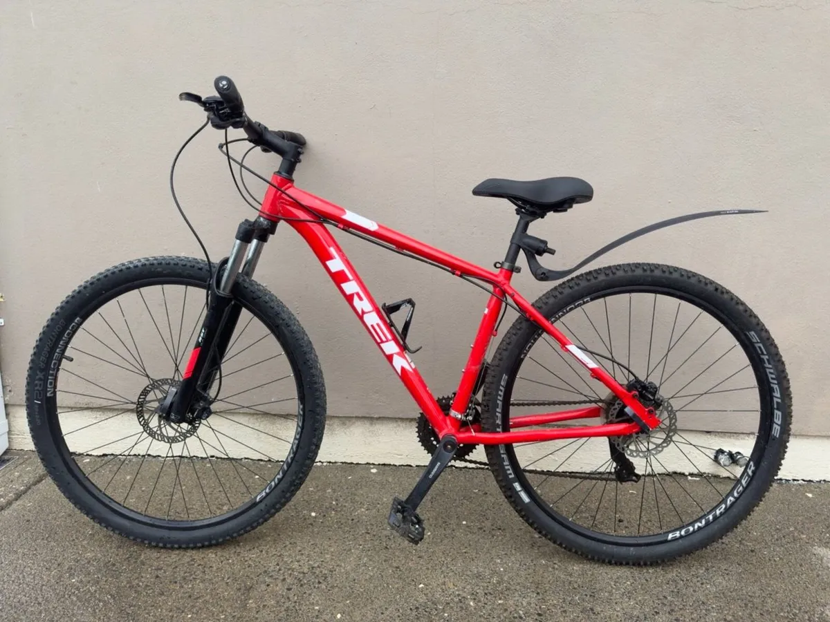 Trek Marlin 5 29" Wheels - Image 1