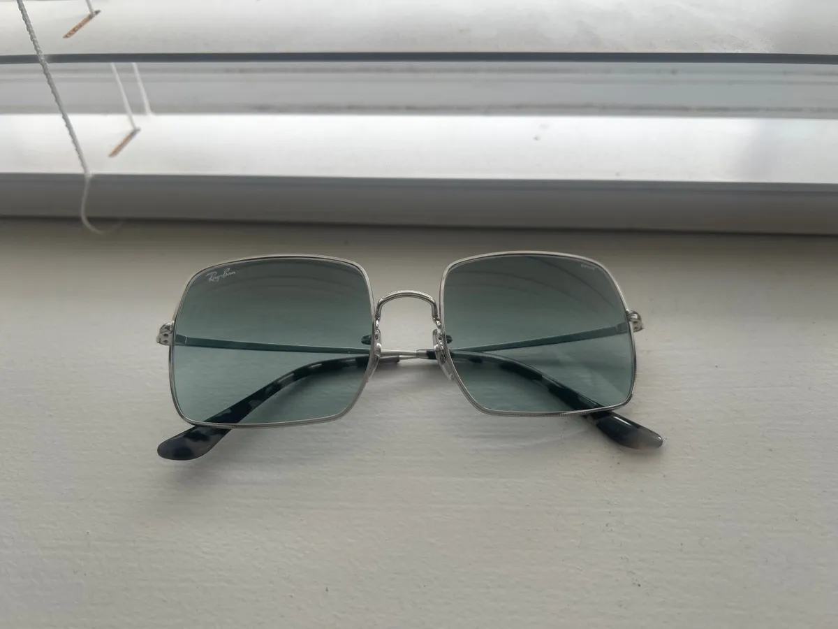 1971 Square Ray-ban Polarized Sunglasses - Image 3