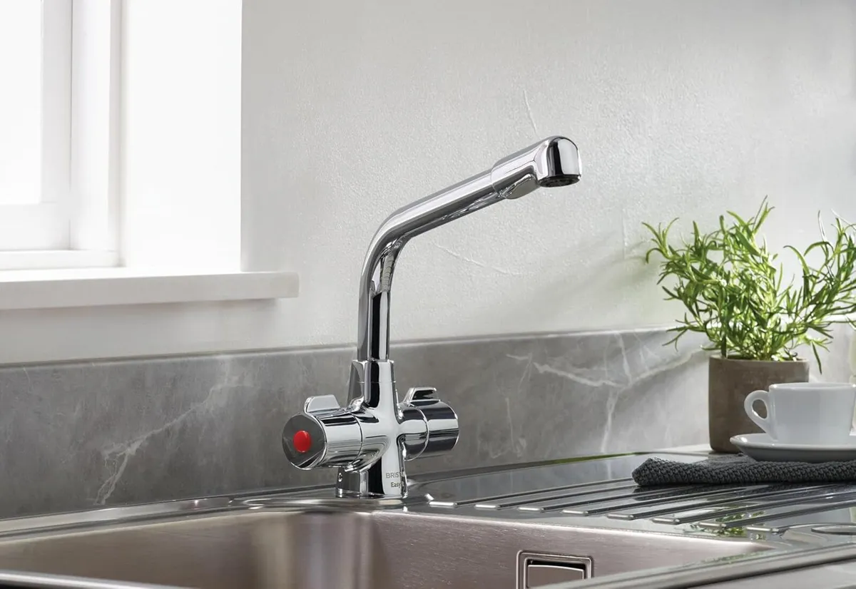 Manhattan Sink Mixer with Easyfit Installation - Image 2